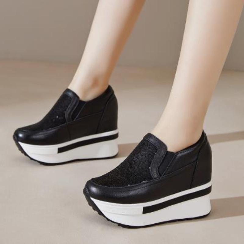 أحذية رياضية نسائية بكعب ويدج  - مراجعة Wedge Heeled Sneaker وسعره