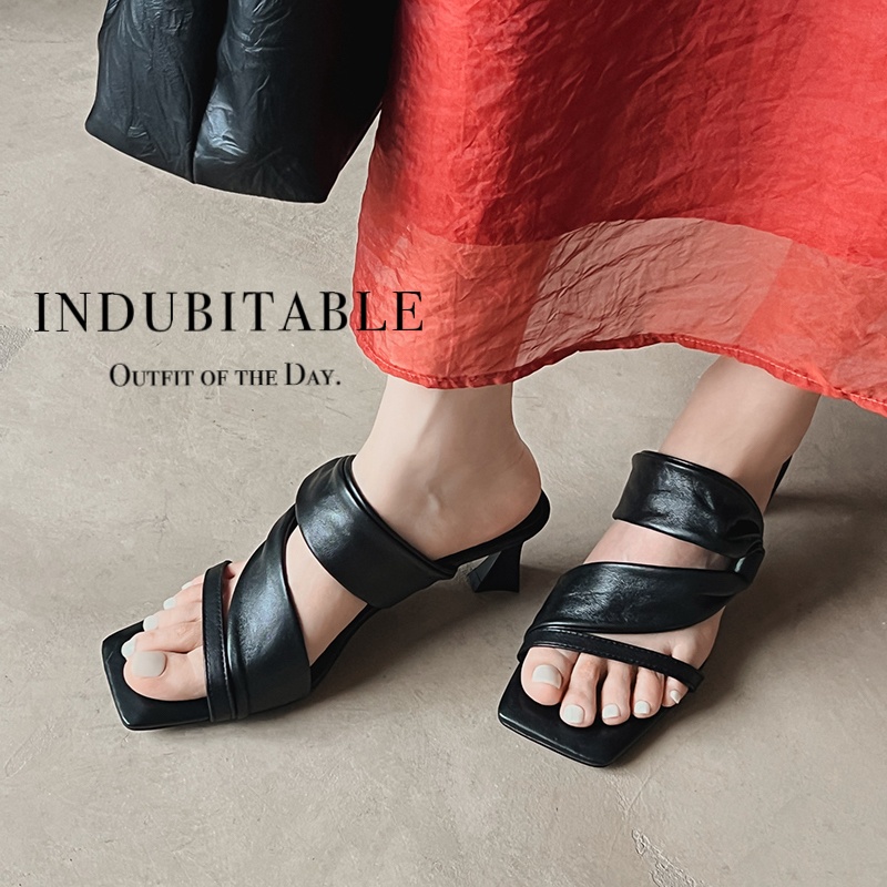 صنادل نسائية جديدة لصيف 2026 م - مراجعة Women'S Shoes Naturalizer وسعره
